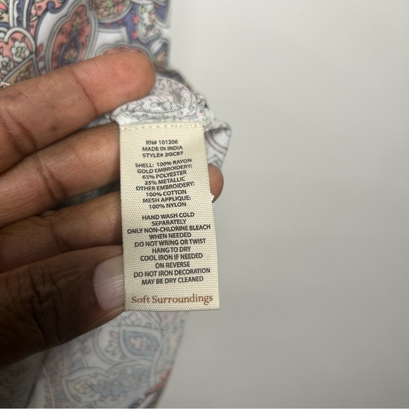 Soft Surroundings Kaimana Embellished Multicolor Paisley Spring Tunic Size XL - Picture 3 of 16